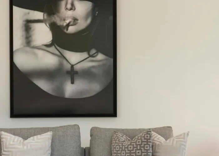 Villa Yuna Mediterranean Charm & Elegance *