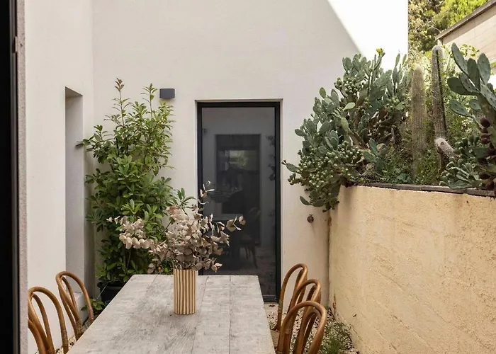 Villa Yuna Mediterranean Charm & Elegance *