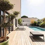 בית נופש Yuna Mediterranean Charm & Elegance