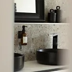 Yuna Mediterranean Charm & Elegance בית נופש *