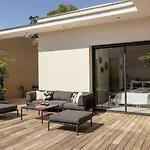 Yuna Mediterranean Charm & Elegance בית נופש אגדה