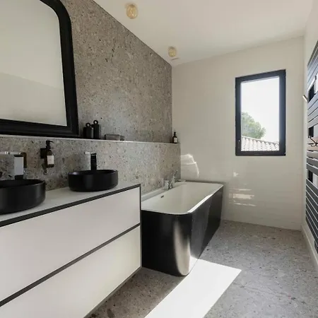 Holiday home Yuna Heated Swimming Pool *