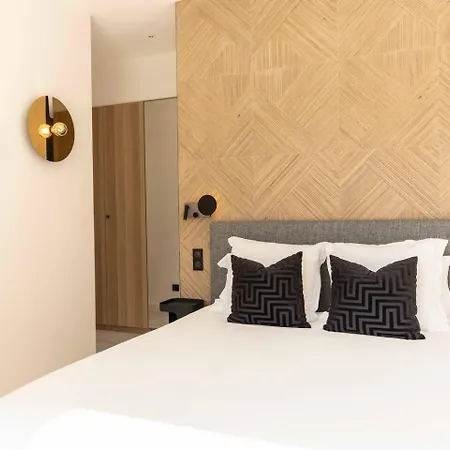 Yuna Heated Swimming Pool