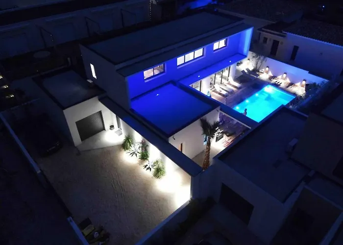 Yuna Heated Swimming Pool Tatil Evi