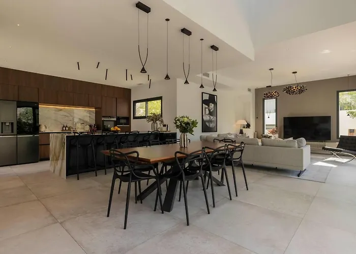 Yuna Heated Swimming Pool Tatil Evi