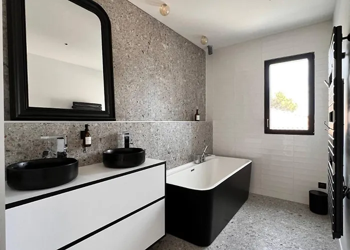 Tatil Evi Yuna Heated Swimming Pool *